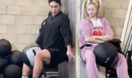 韩国爆料女团成员恋情视频,女团成员恋情视频曝光，甜蜜瞬间引粉丝热议